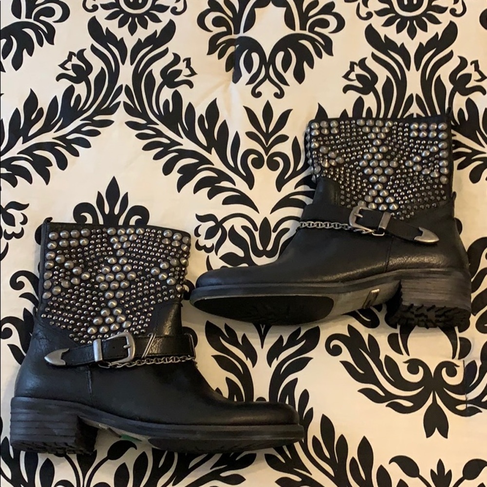 Sam Edelman Lockhart Studded Boot